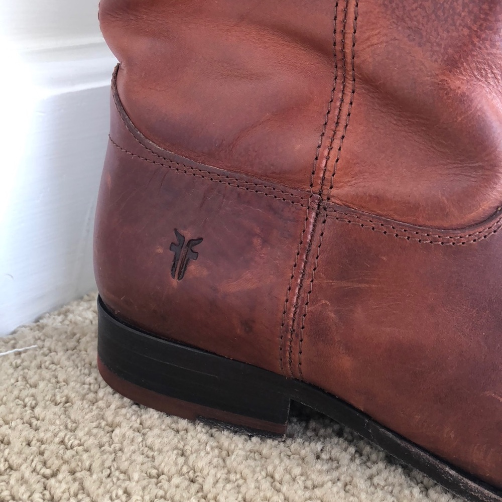 Melissa Button antiqued leather Frye boots - Picture 2 of 2